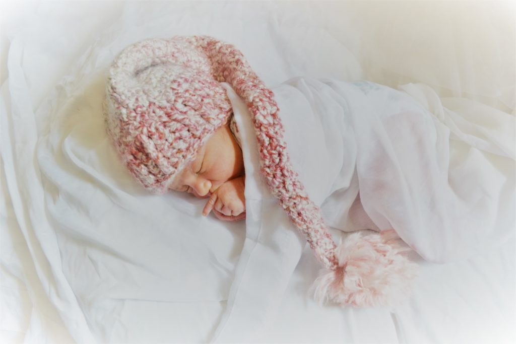 Newborn photography sleeping girl
